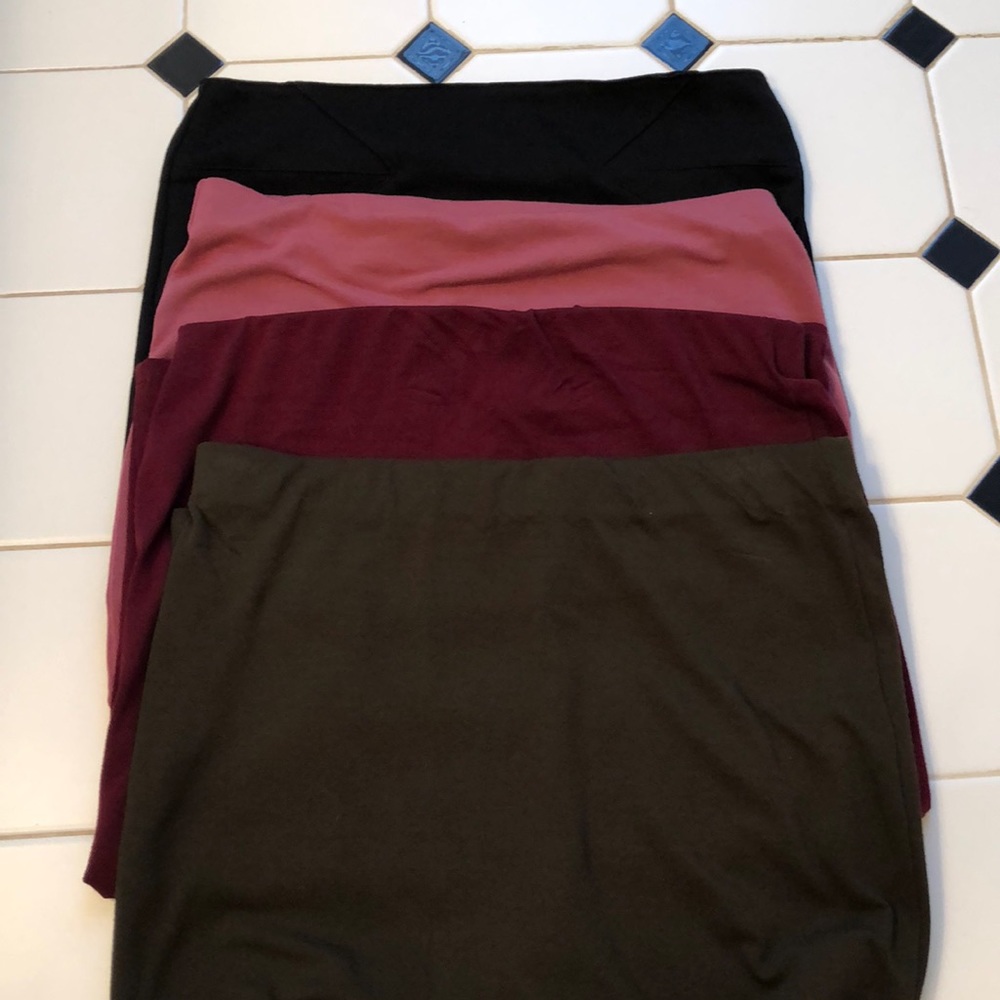 Set of 4! Forever 21 Skirts